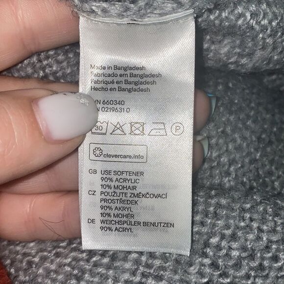 ✨Grey Mohair Blend Crewneck Sweater✨ - Picture 5 of 6